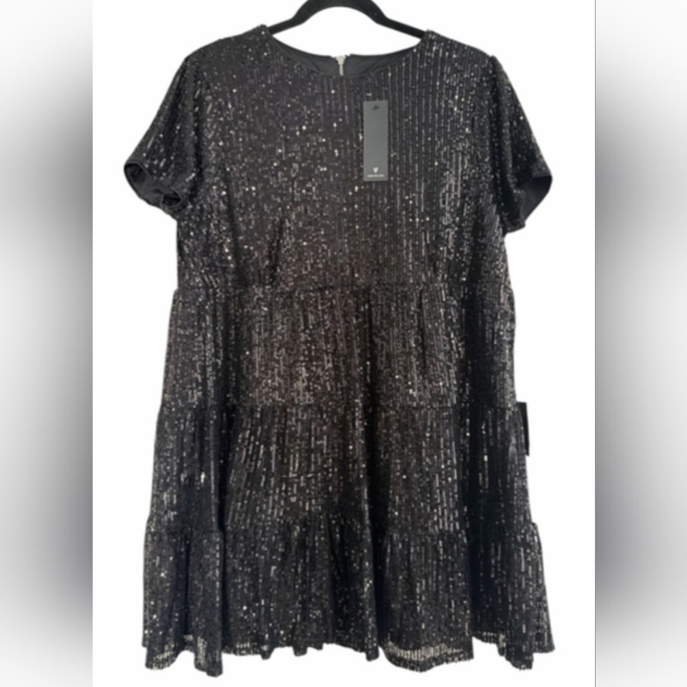 NWT Lulu's Black Sequin Mini Tiered Dress Small Babydoll New